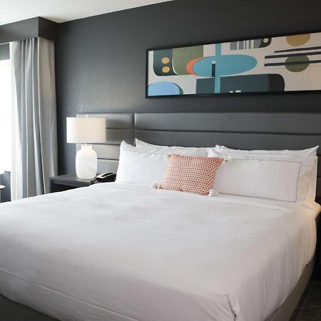 The Rewind West Des Moines, Tapestry Collection By Hilton Hotel Exterior photo