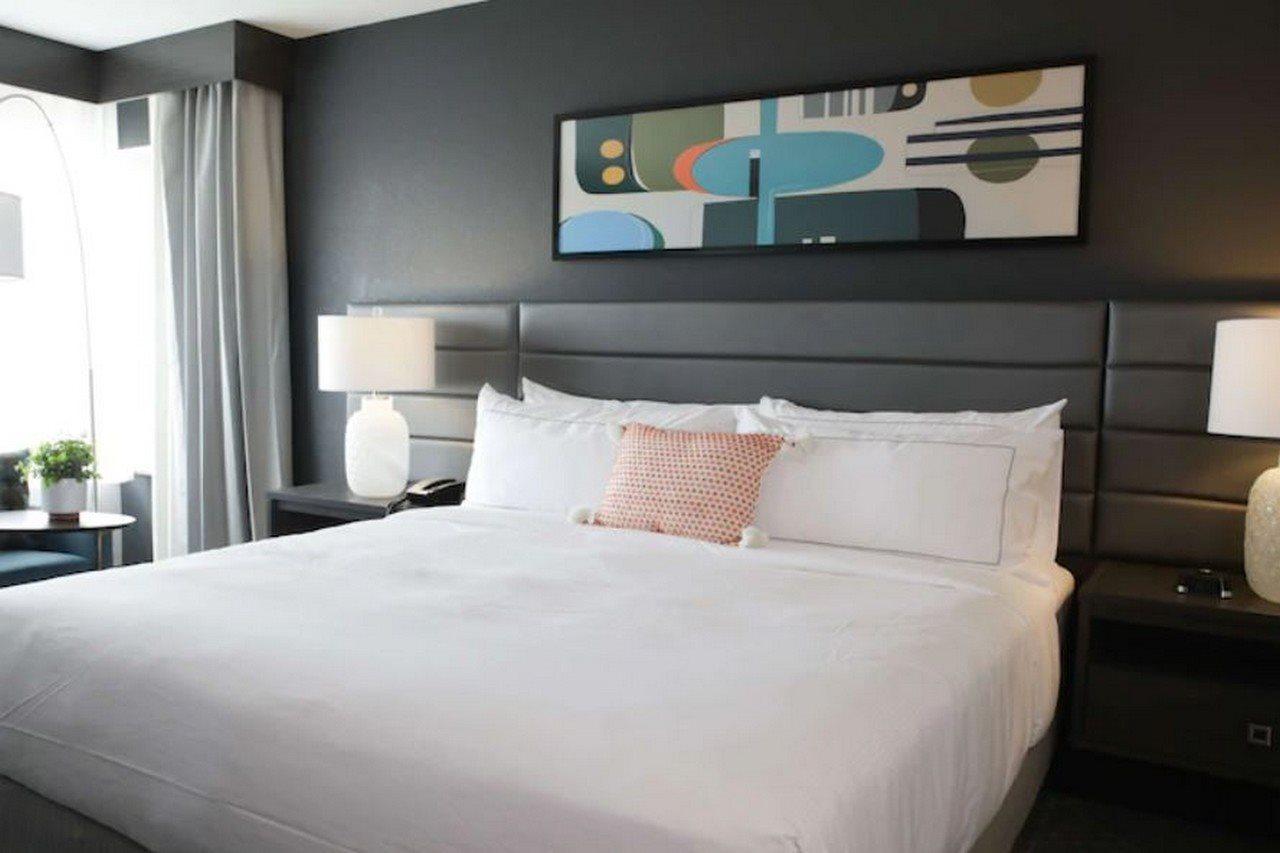 The Rewind West Des Moines, Tapestry Collection By Hilton Hotel Exterior photo