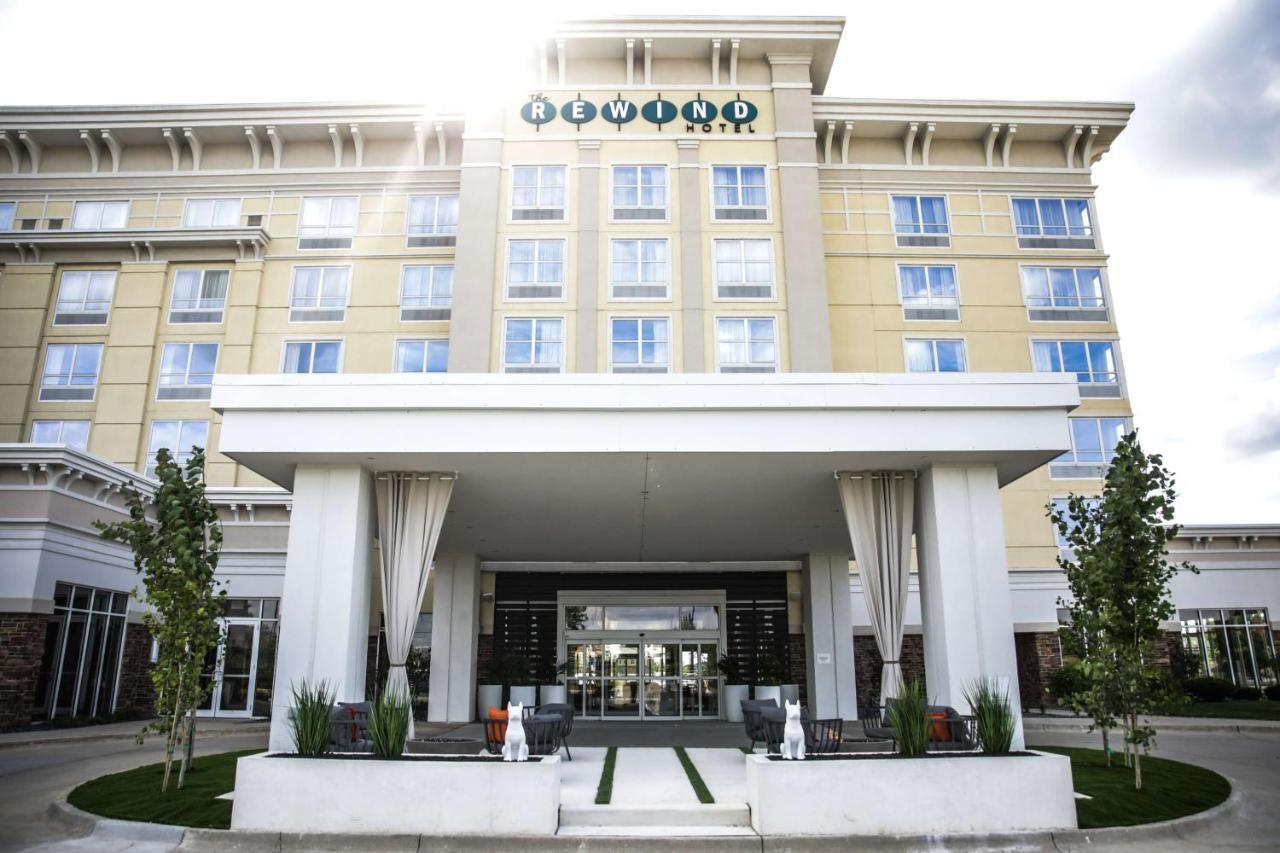The Rewind West Des Moines, Tapestry Collection By Hilton Hotel Exterior photo