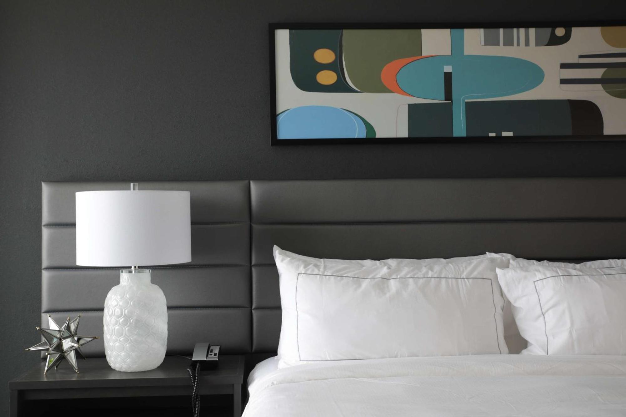 The Rewind West Des Moines, Tapestry Collection By Hilton Hotel Exterior photo